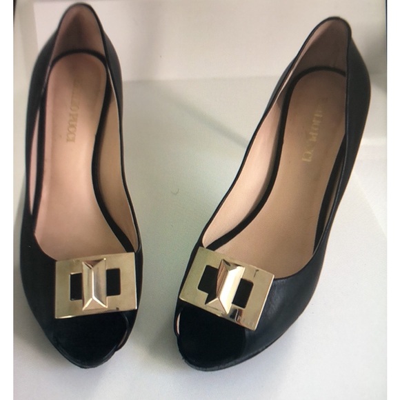 Emilio Pucci Shoes - Emilio Pucci Black Peep-Toe Pumps with Gold Accent. Size 39.